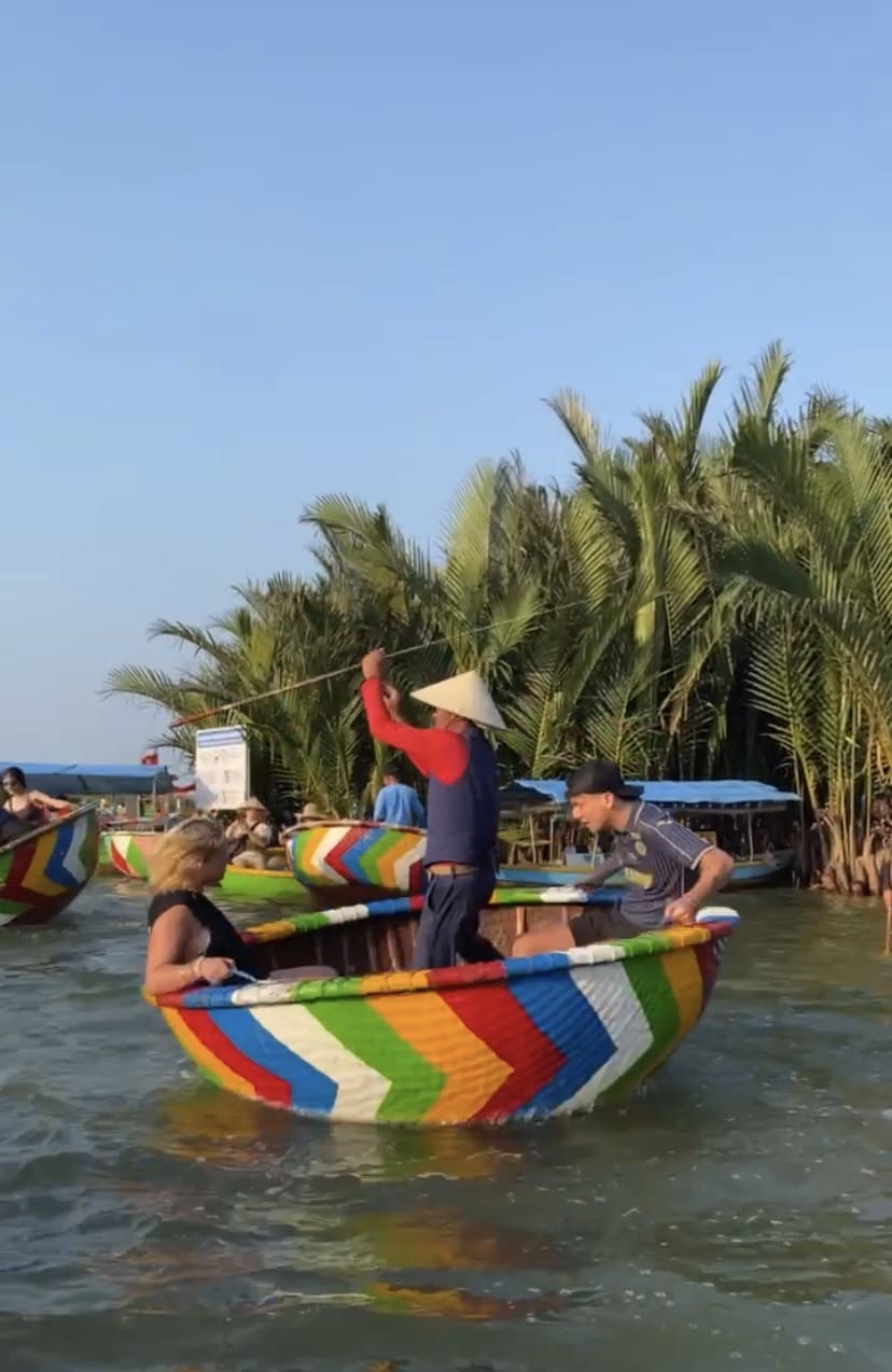 Rừng dừa Bảy Mẫu